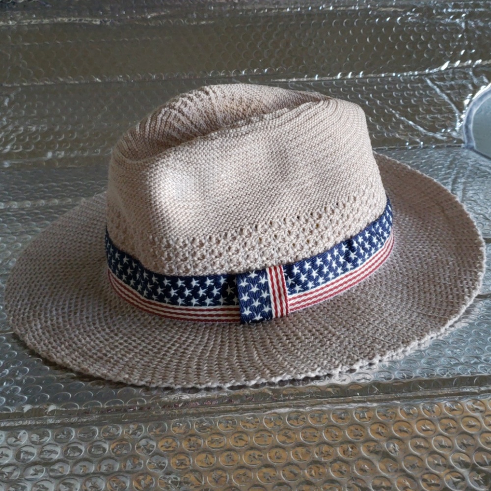 Hat - Picture 2 of 4